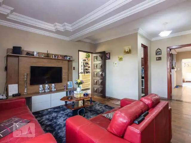 Casa / Sobrado para Venda em Osasco/SP Jardim das Flores 5 Quartos