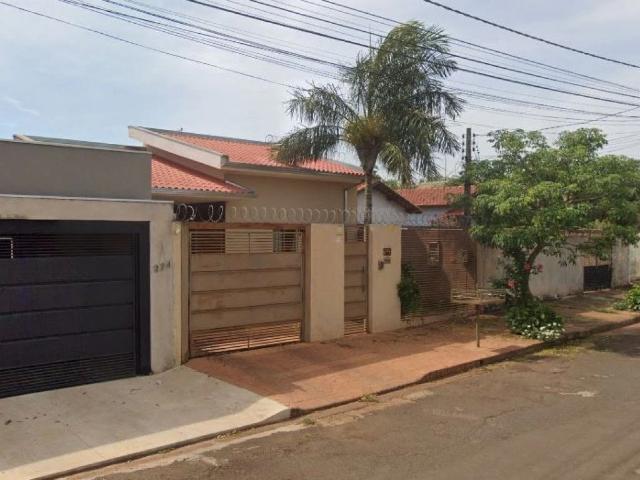 Casa / Sobrado para Venda em Ourinhos/SP Jardim Brilhante