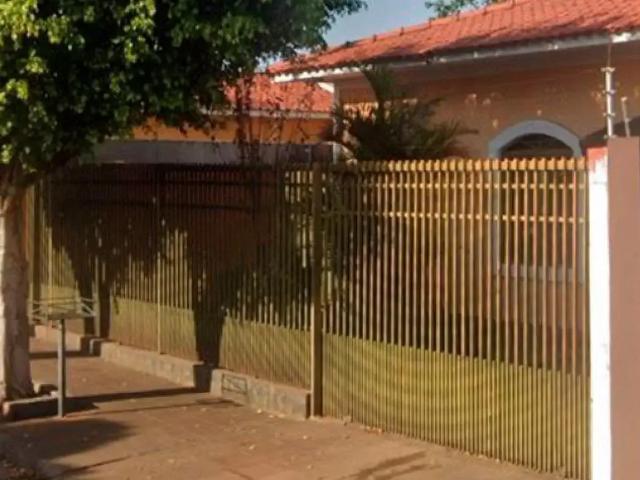 Casa / Sobrado para Venda em Ourinhos/SP Vila Musa