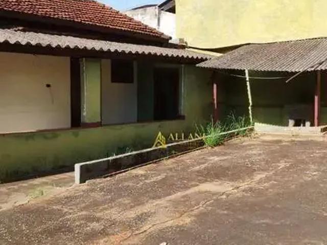 Casa / Sobrado para Venda em Ourinhos/SP Vila São Silvestre 4 Quartos