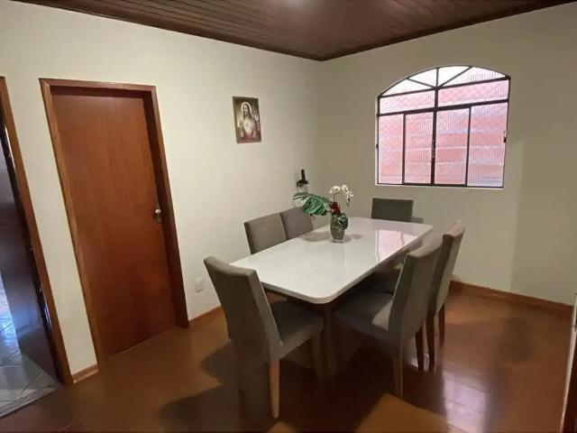 Casa / Sobrado para Venda em Ouro Branco/MG Luzia Augusta 3 Quartos