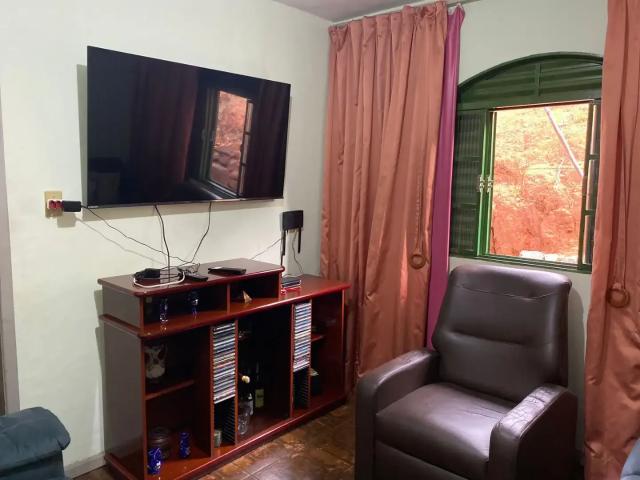 Casa / Sobrado para Venda em Ouro Branco/MG Siderurgia 3 Quartos