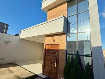 Casa / Sobrado para Venda em Pacajus/CE Centro 3 Quartos