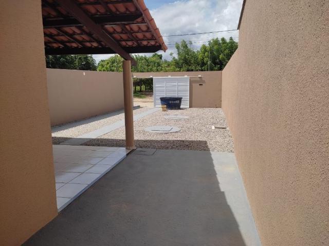 Casa / Sobrado para Venda em Pacatuba/CE Monguba 2 Quartos