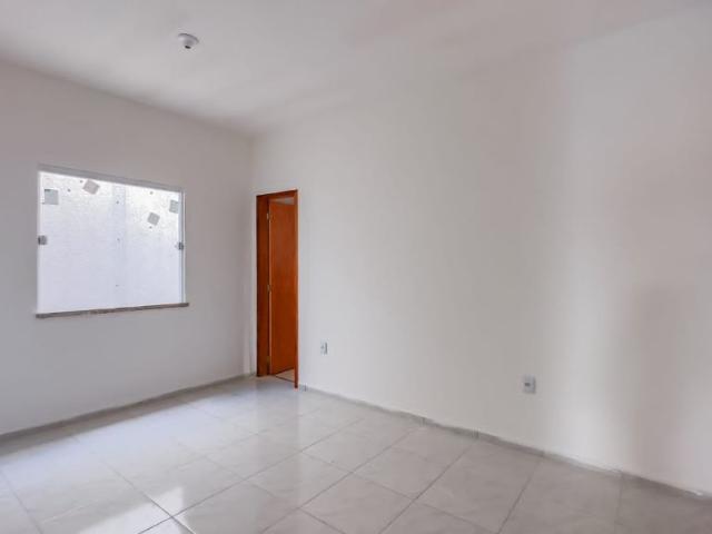 Casa / Sobrado para Venda em Pacatuba/CE Monguba 2 Quartos