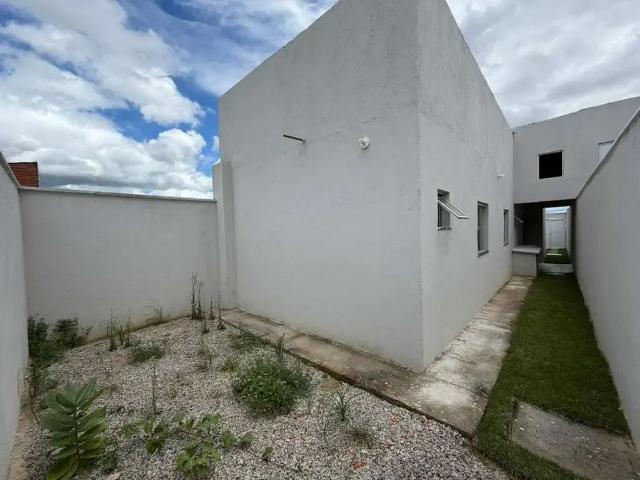 Casa / Sobrado para Venda em Pacatuba/CE Jardim Bandeirantes 2 Quartos
