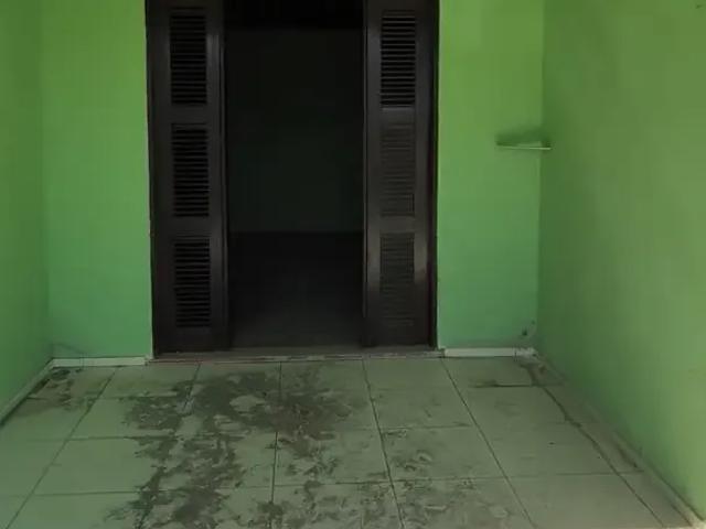 Casa / Sobrado para Venda em Pacatuba/CE Senador Carlos Jereissati 3 Quartos