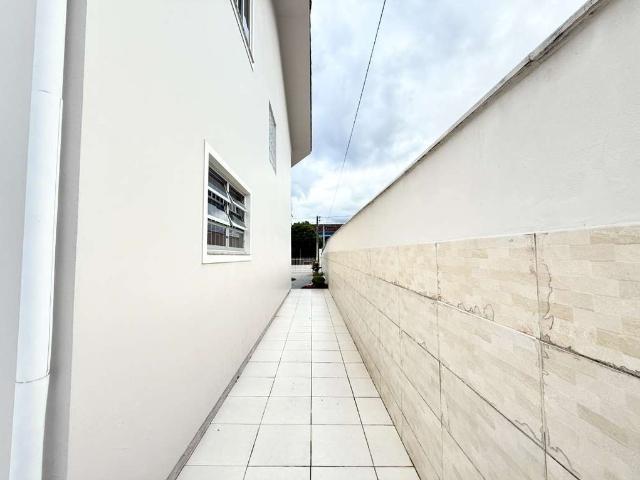 Casa / Sobrado para Venda em Palhoça/SC Centro 3 Quartos