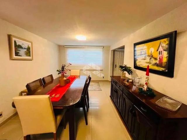 Casa / Sobrado para Venda em Palhoça/SC Centro 3 Quartos