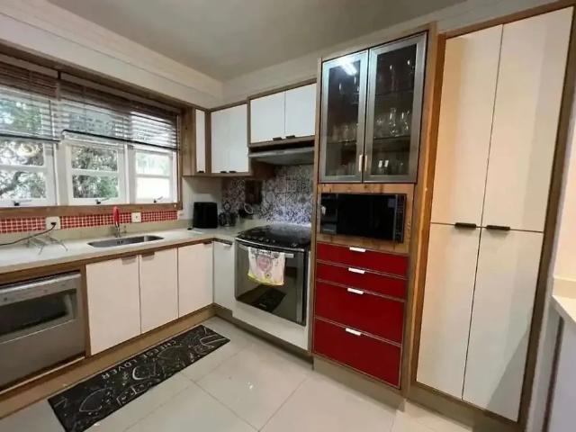 Casa / Sobrado para Venda em Palhoça/SC Centro 3 Quartos