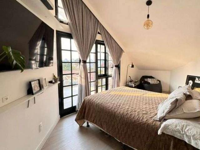 Casa / Sobrado para Venda em Palhoça/SC Centro 4 Quartos