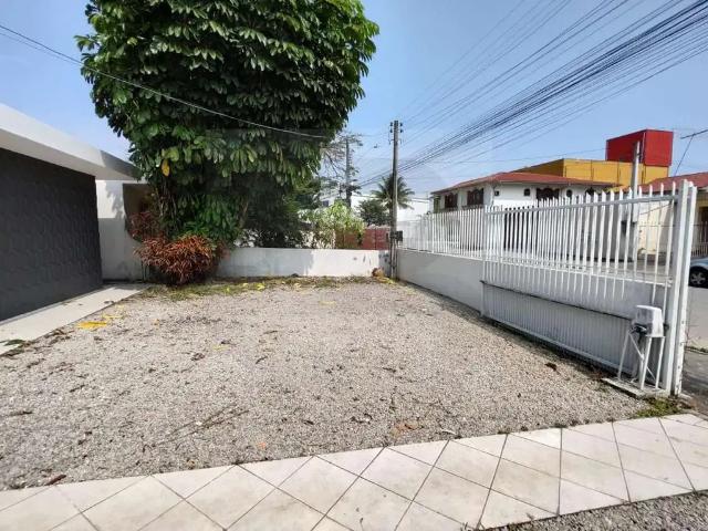 Casa / Sobrado para Venda em Palhoça/SC Centro 5 Quartos