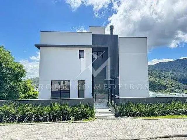 Casa / Sobrado para Venda em Palhoça/SC Cidade Universitária Pedra Branca 3 Quartos