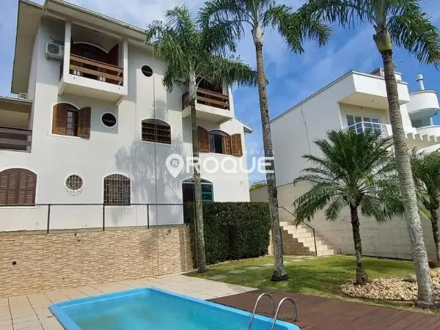 Casa / Sobrado para Venda em Palhoça/SC Cidade Universitária Pedra Branca 3 Quartos