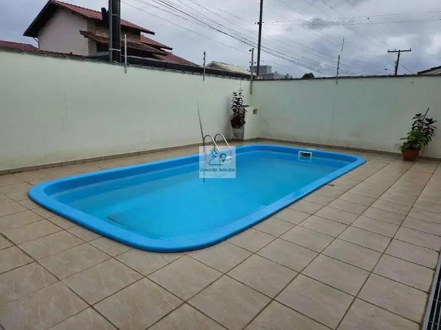 Casa / Sobrado para Venda em Palhoça/SC Aririu 3 Quartos