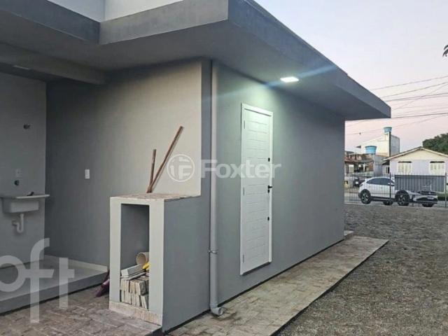Casa / Sobrado para Venda em Palhoça/SC Barra do Aririú 2 Quartos