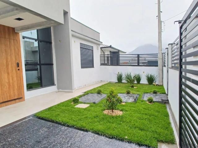 Casa / Sobrado para Venda em Palhoça/SC Barra do Aririú 3 Quartos