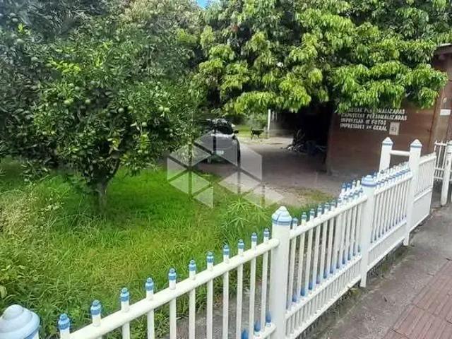 Casa / Sobrado para Venda em Palhoça/SC Barra do Aririú 3 Quartos