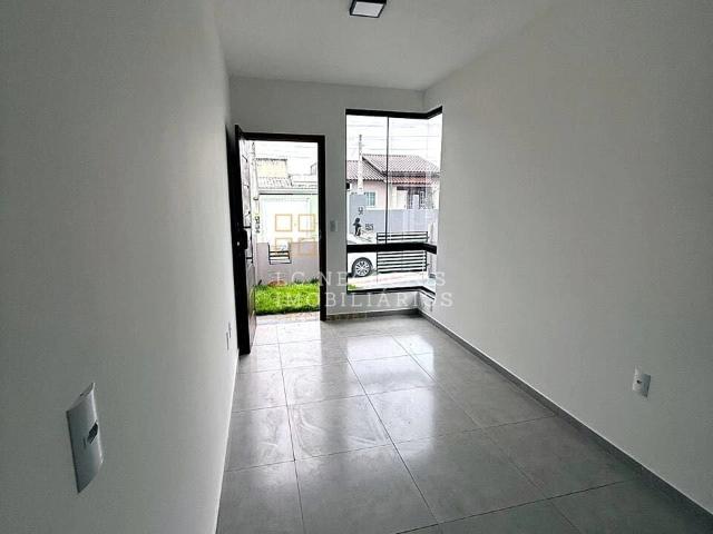 Casa / Sobrado para Venda em Palhoça/SC Bela Vista 2 Quartos