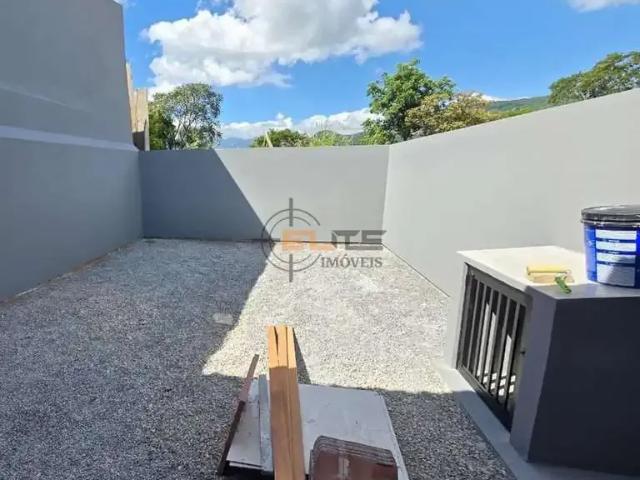Casa / Sobrado para Venda em Palhoça/SC Bela Vista 2 Quartos