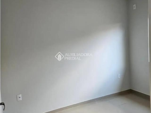 Casa / Sobrado para Venda em Palhoça/SC Bela Vista 2 Quartos