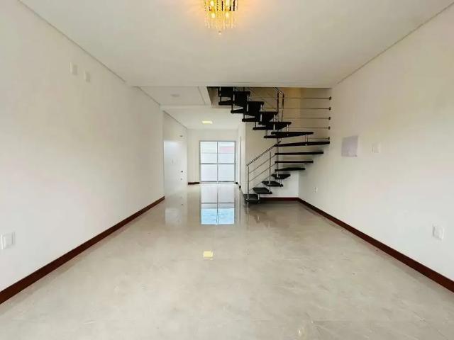 Casa / Sobrado para Venda em Palhoça/SC Bela Vista 2 Quartos