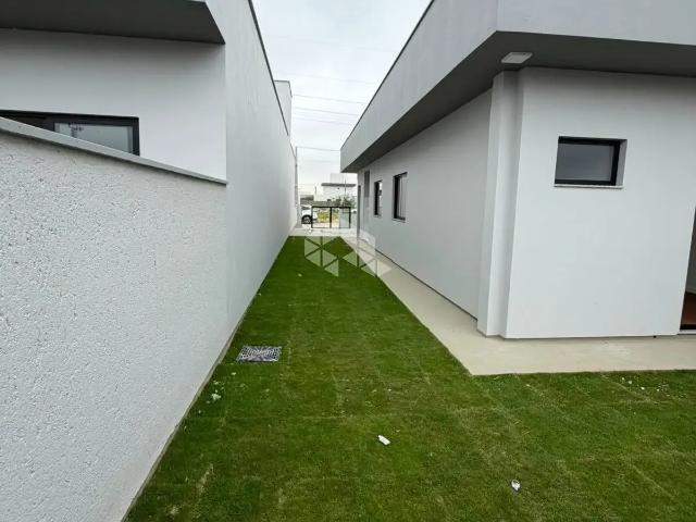 Casa / Sobrado para Venda em Palhoça/SC Guarda do Cubatão 3 Quartos