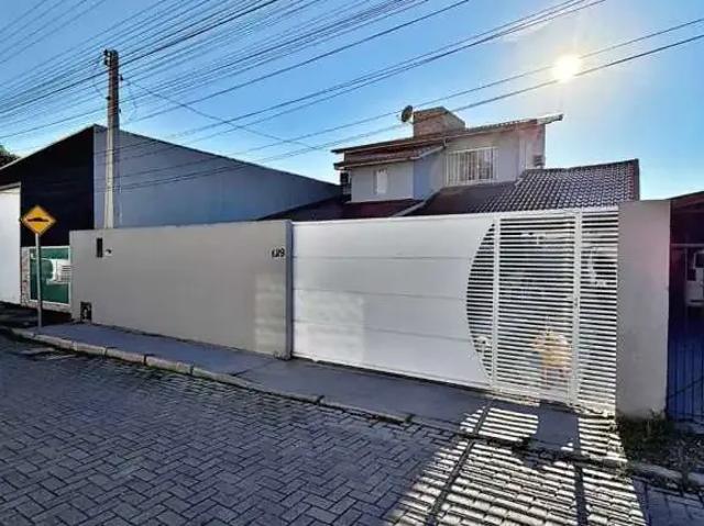 Casa / Sobrado para Venda em Palhoça/SC Guarda do Cubatão 2 Quartos