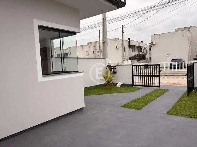 Casa / Sobrado para Venda em Palhoça/SC Guarda do Cubatão 2 Quartos
