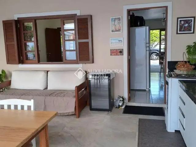 Casa / Sobrado para Venda em Palhoça/SC Enseada de Brito 4 Quartos