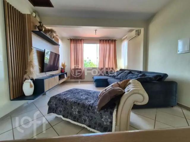 Casa / Sobrado para Venda em Palhoça/SC Enseada de Brito 4 Quartos