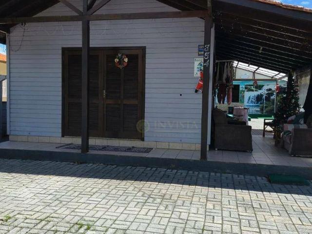 Casa / Sobrado para Venda em Palhoça/SC Enseada de Brito 5 Quartos