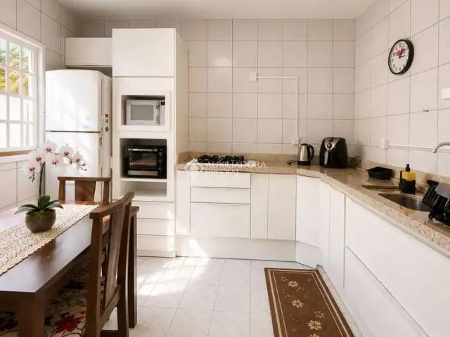 Casa / Sobrado para Venda em Palhoça/SC Enseada de Brito 6 Quartos