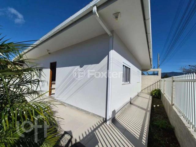 Casa / Sobrado para Venda em Palhoça/SC Enseada de Brito 3 Quartos