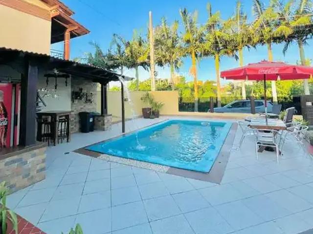 Casa / Sobrado para Venda em Palhoça/SC Enseada de Brito 3 Quartos