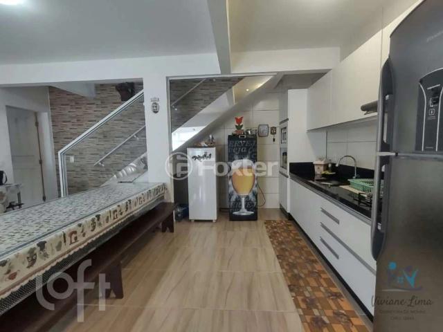 Casa / Sobrado para Venda em Palhoça/SC Enseada de Brito 3 Quartos