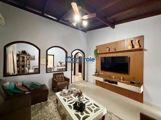 Casa / Sobrado para Venda em Palhoça/SC Jardim Eldorado 4 Quartos