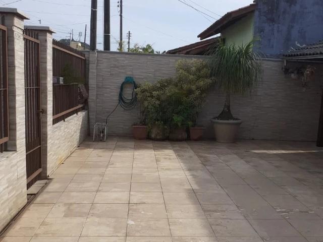 Casa / Sobrado para Venda em Palhoça/SC Madri 3 Quartos