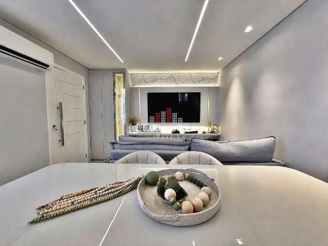Casa / Sobrado para Venda em Palhoça/SC Madri 3 Quartos