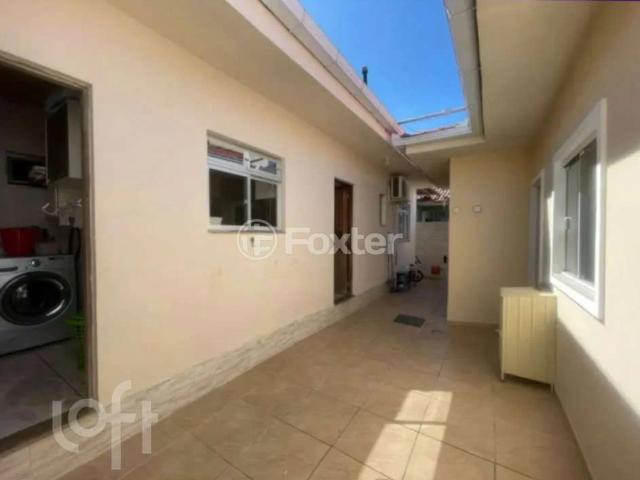 Casa / Sobrado para Venda em Palhoça/SC Madri 3 Quartos