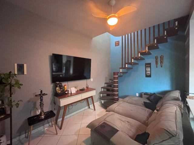 Casa / Sobrado para Venda em Palhoça/SC Madri 3 Quartos