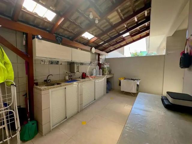 Casa / Sobrado para Venda em Palhoça/SC Madri 2 Quartos
