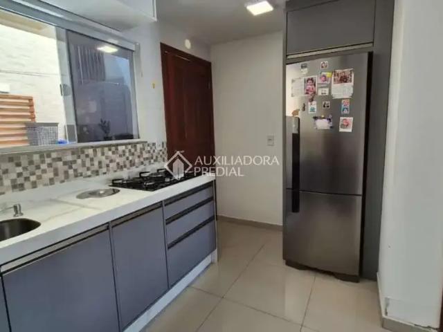 Casa / Sobrado para Venda em Palhoça/SC Madri 2 Quartos