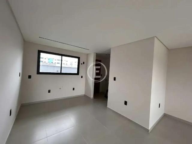 Casa / Sobrado para Venda em Palhoça/SC Barra do Aririú 2 Quartos