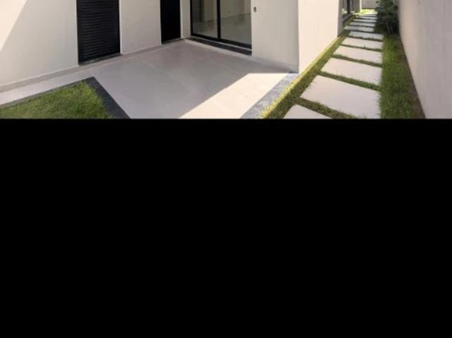 Casa / Sobrado para Venda em Palhoça/SC São Sebastião 3 Quartos