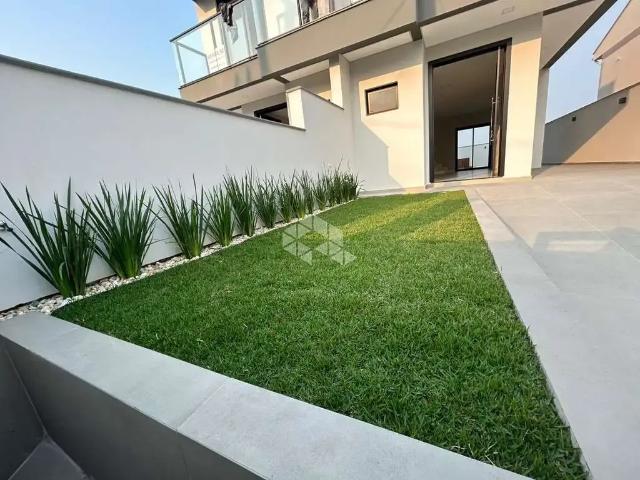 Casa / Sobrado para Venda em Palhoça/SC São Sebastião 3 Quartos