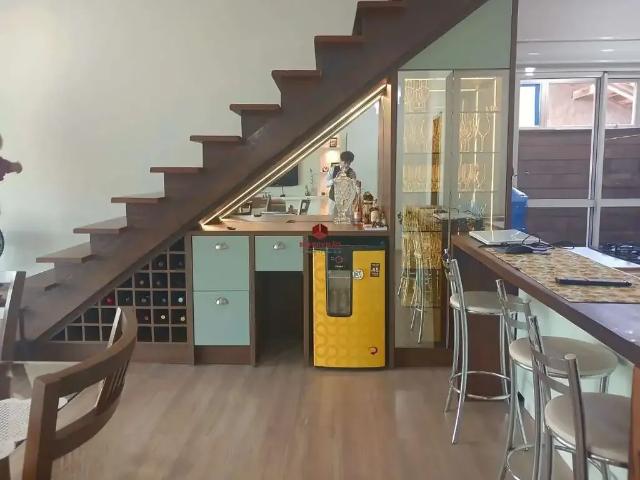 Casa / Sobrado para Venda em Palhoça/SC São Sebastião 3 Quartos