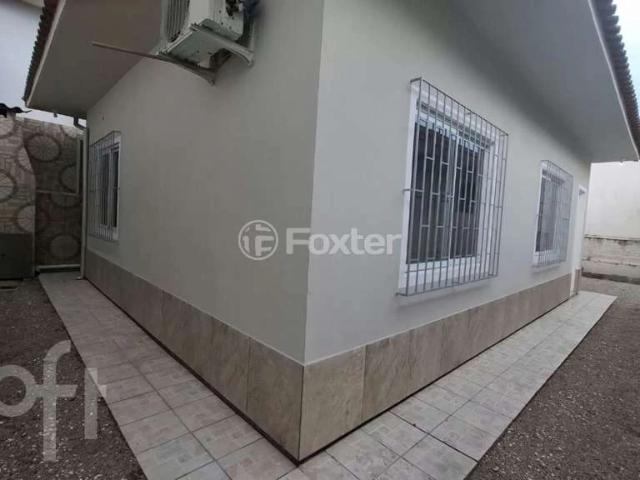 Casa / Sobrado para Venda em Palhoça/SC Ponte do Imaruim 4 Quartos