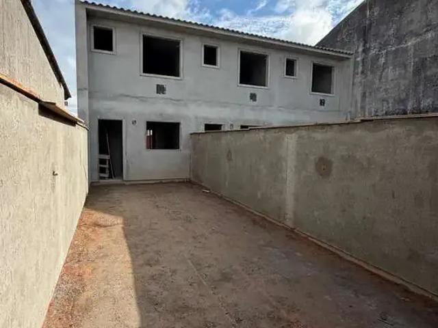 Casa / Sobrado para Venda em Palhoça/SC Ponte do Imaruim 2 Quartos