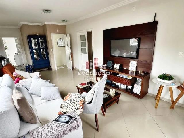Casa / Sobrado para Venda em Palhoça/SC Ponte do Imaruim 3 Quartos
